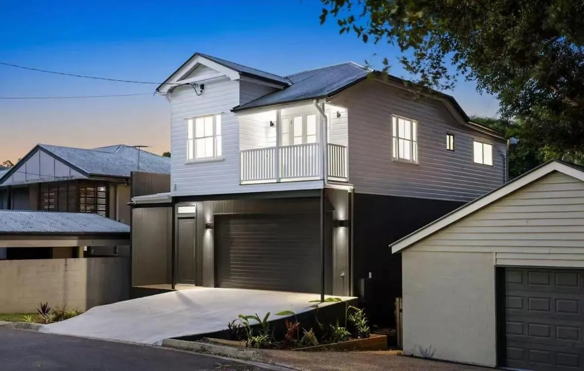 Modern Comfort Inner City Brisbane